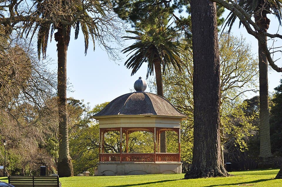 A garden cover, Auckland Domain